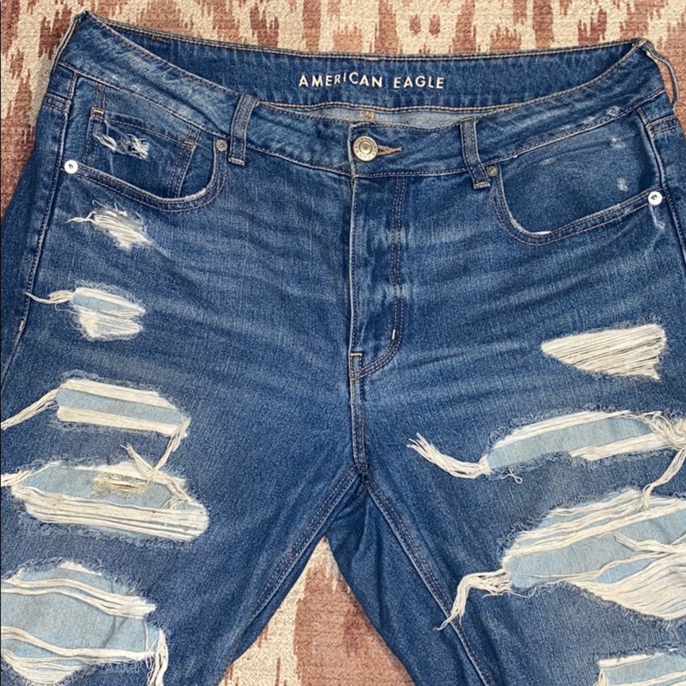 American Eagle Distressed Jeans